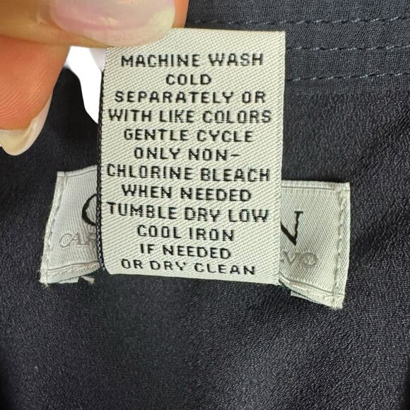 Carmen Marc Valvo Navy Sheer Chiffon Long Sleeve Button Up Business Blouse - Picture 13 of 13